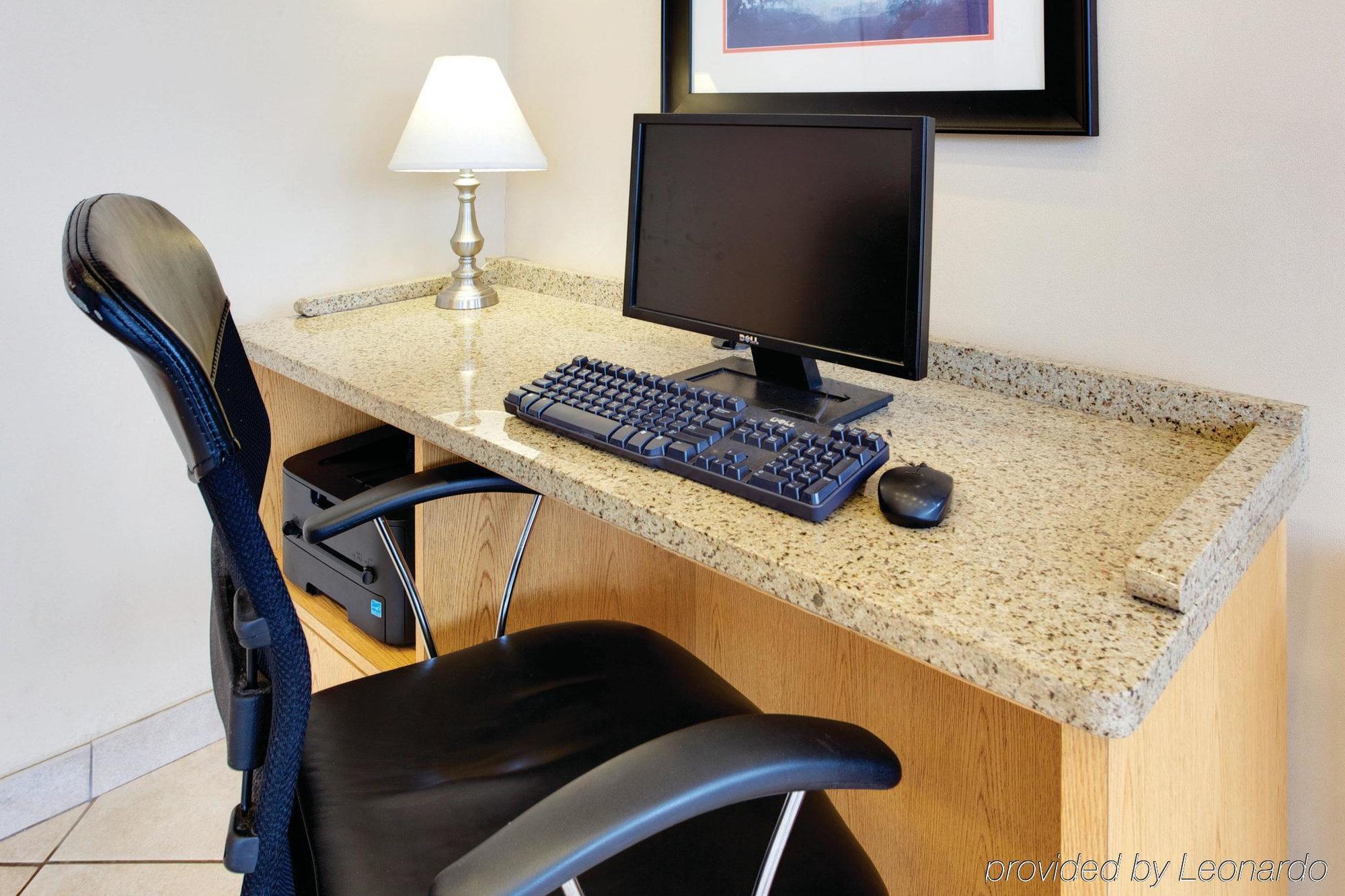 La Quinta By Wyndham Clifton/Rutherford Esterno foto
