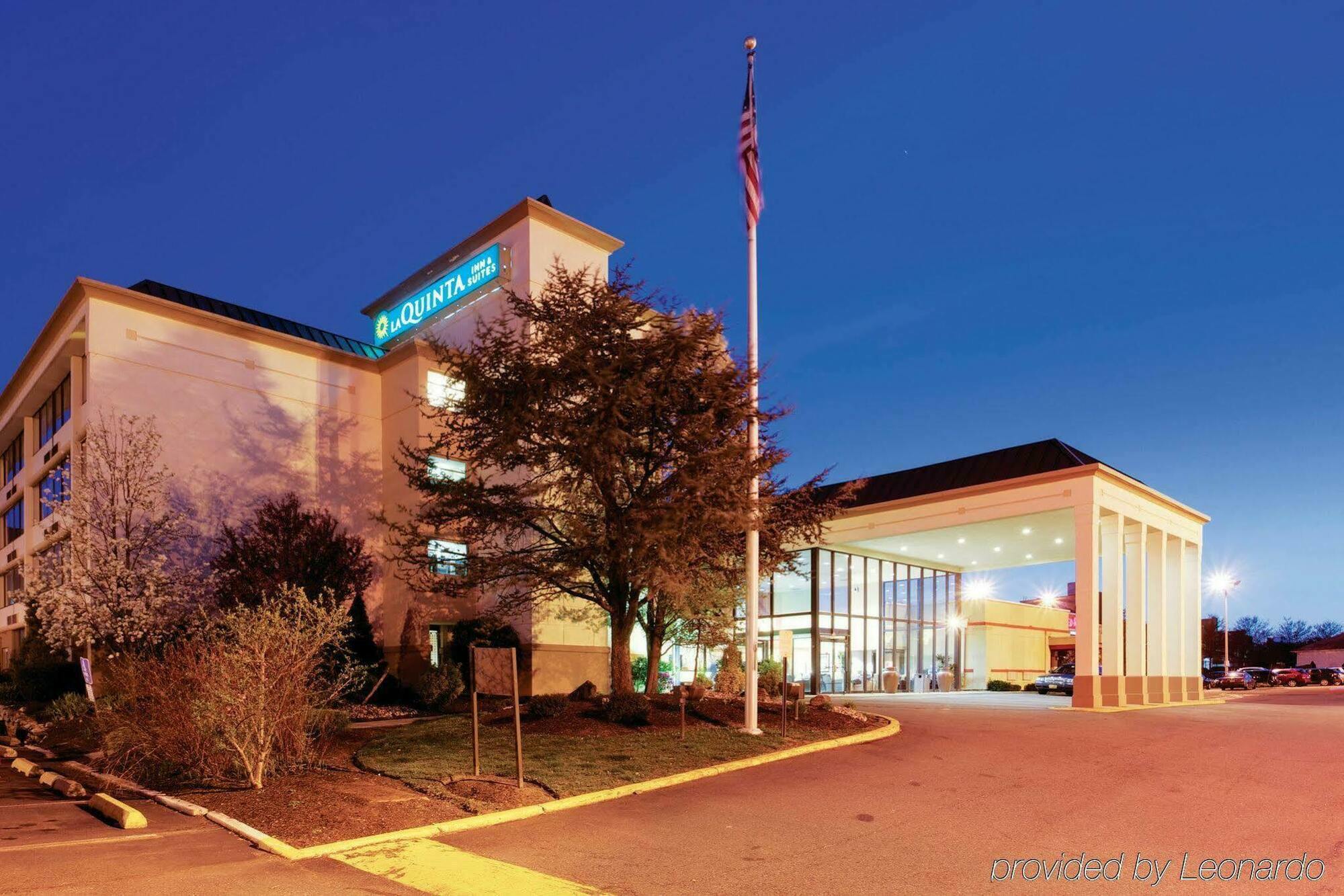 La Quinta By Wyndham Clifton/Rutherford Esterno foto